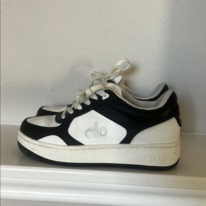 Alo Black and White Recovery Sneaker